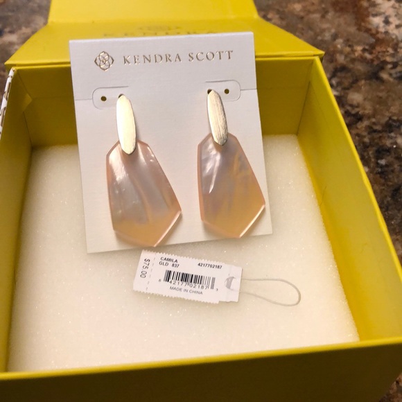 Kendra Scott Jewelry - Kendra Scott Camila Earrings
